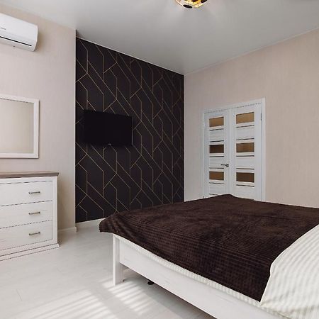 К Морю 5 Мин! Французский Бульвар 26 Спальных Мест 6 ! Odessa Exterior foto